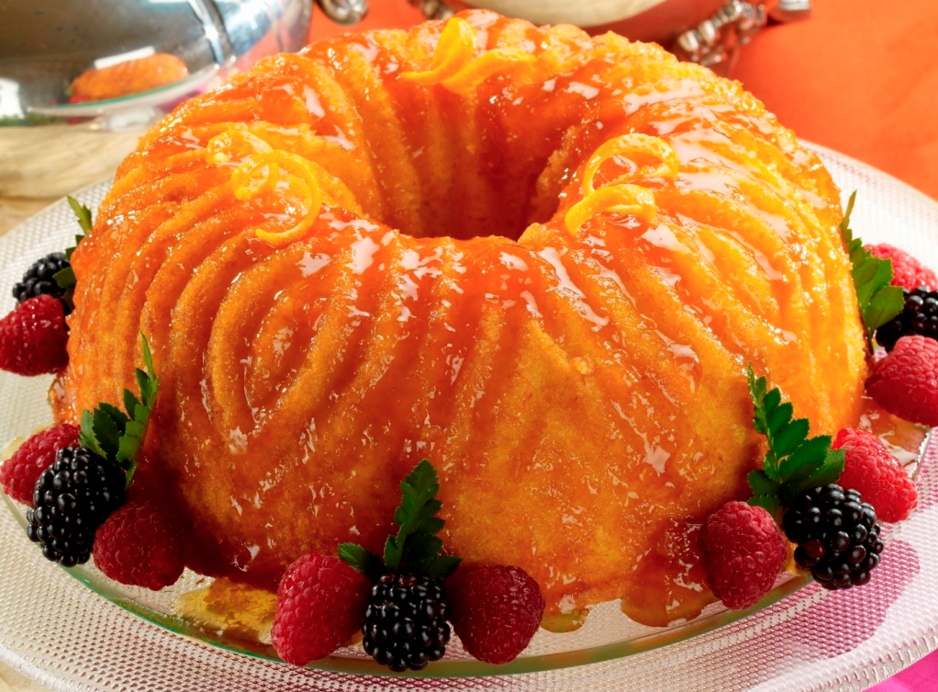 Easy Holiday Dessert Recipes -Sweet Potato Cinnamon Orange Glaze Bundt Cake healthy Christmas recipe