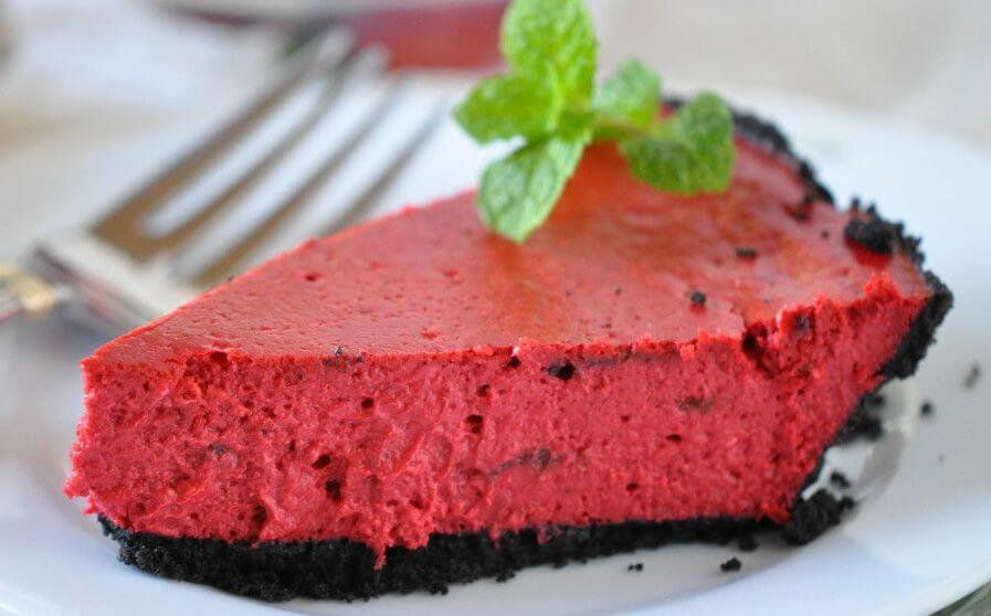 red velvet cheesecake Valentines Day recipe 50 shades of red Romantic Valentine Dinner Menu Ideas with 50 Shades of Red recipes for Valentine's Day - from Tomato Basil Soup to Red Velvet Cheesecake, all good for your heart & love life.