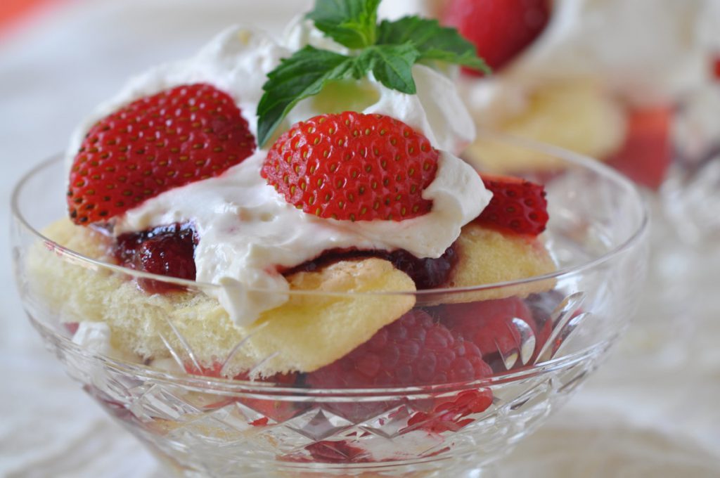 Diabetic Friendly Desserts - Berry Parfait Is Best Berry Desserts Recipe