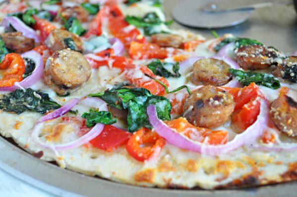 Chicken Sausage Pizza With Roasted Red Pepper Spinach And Mozzarella Yum