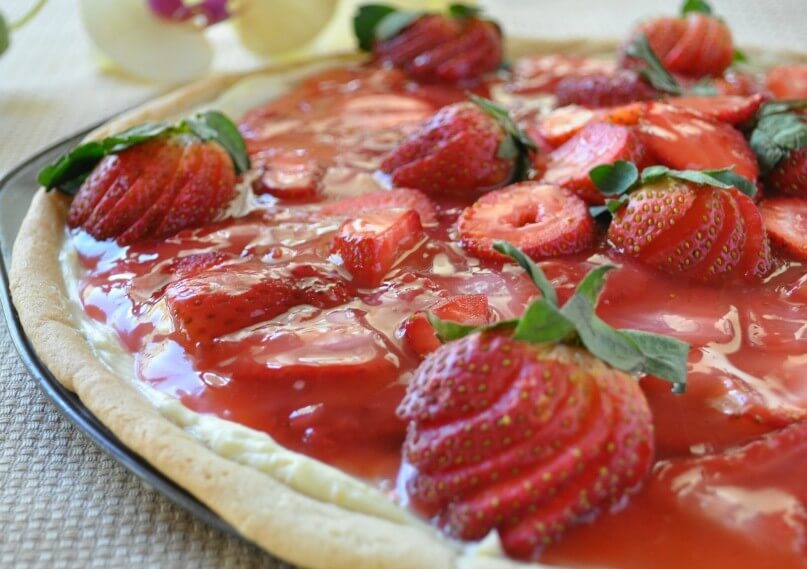 Strawberry dessert Pizza Recipes