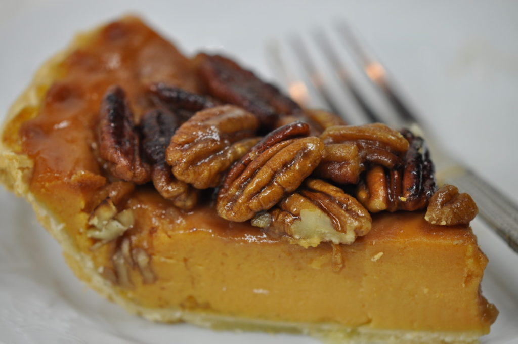 southern pecan pie recipe with honey pecan topping
