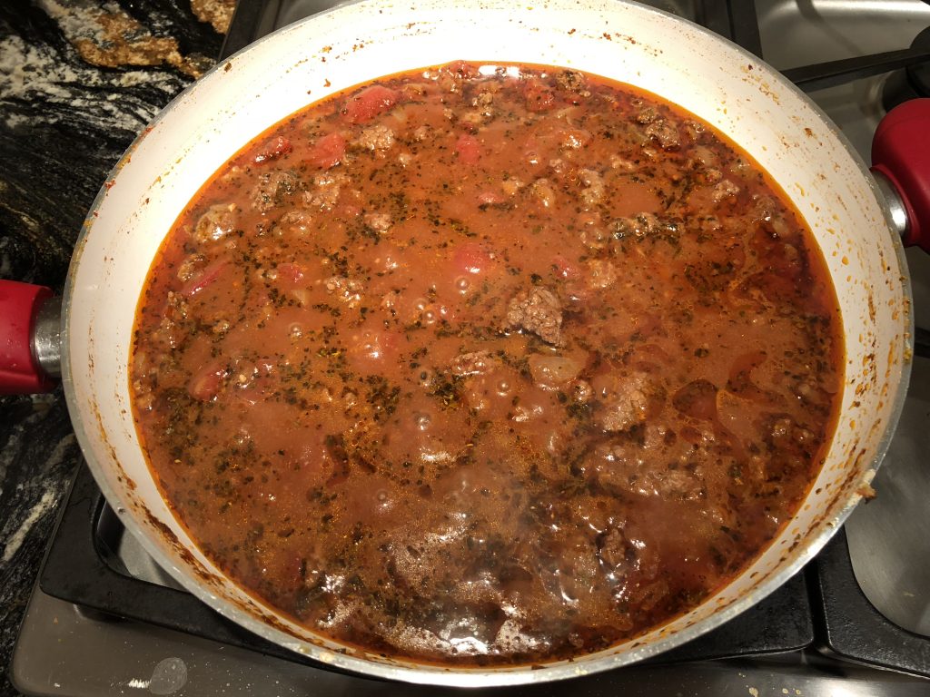 Meat sauce bolognaise cooking good